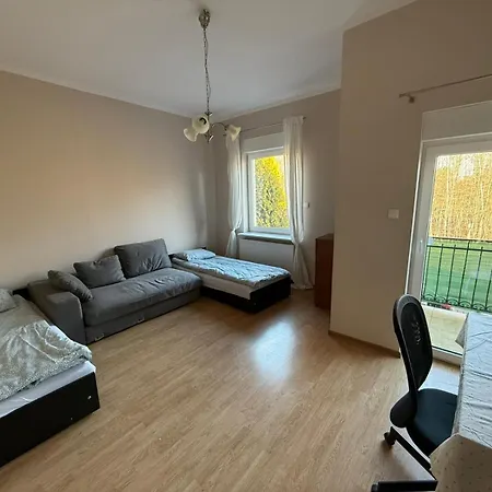 Pensión Zuza Self Check-in Parking, Cisza, Zielen