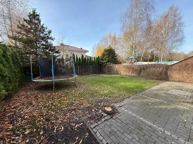 Zuza Self Check-in Parking, Cisza, Zielen *